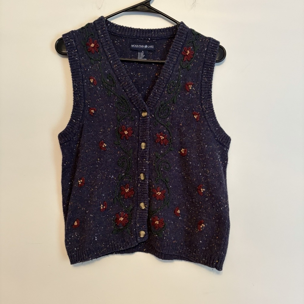 Mountain Lake Blue Sweater Vest Flowers S Button Front Wool Blend CottageCore